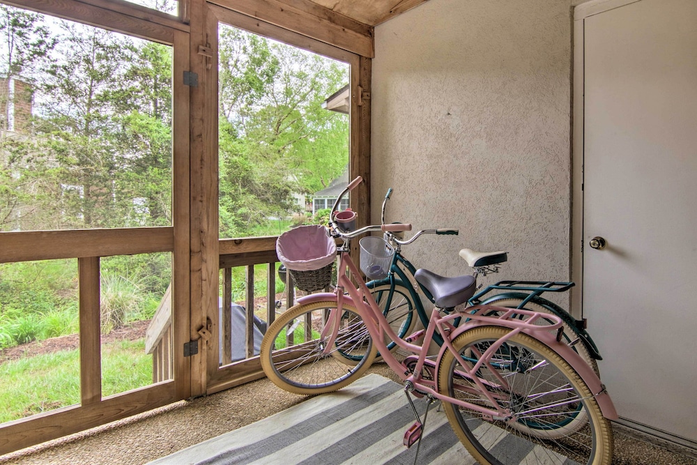 1 Mi to Bethany Beach: Quiet Home w/ Pool Access