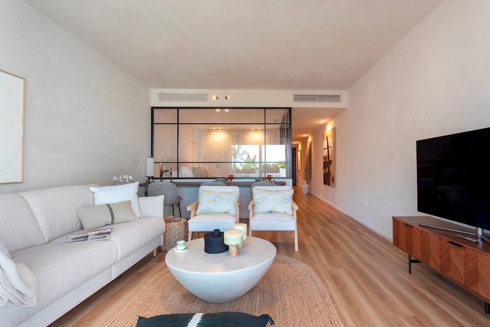 Exclusive Loft With Private Terrace in Marbella. Incosol II