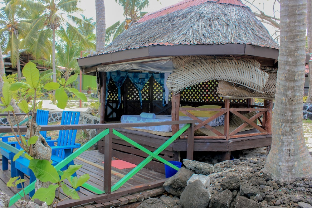 Va-i-moana Seaside Lodge
