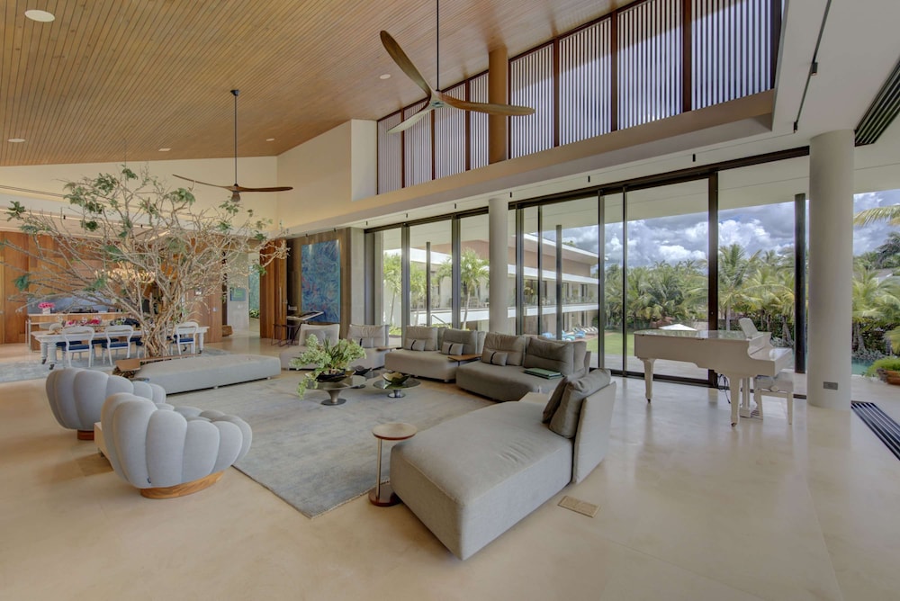 Clifftop Icon of Caribbean Luxury