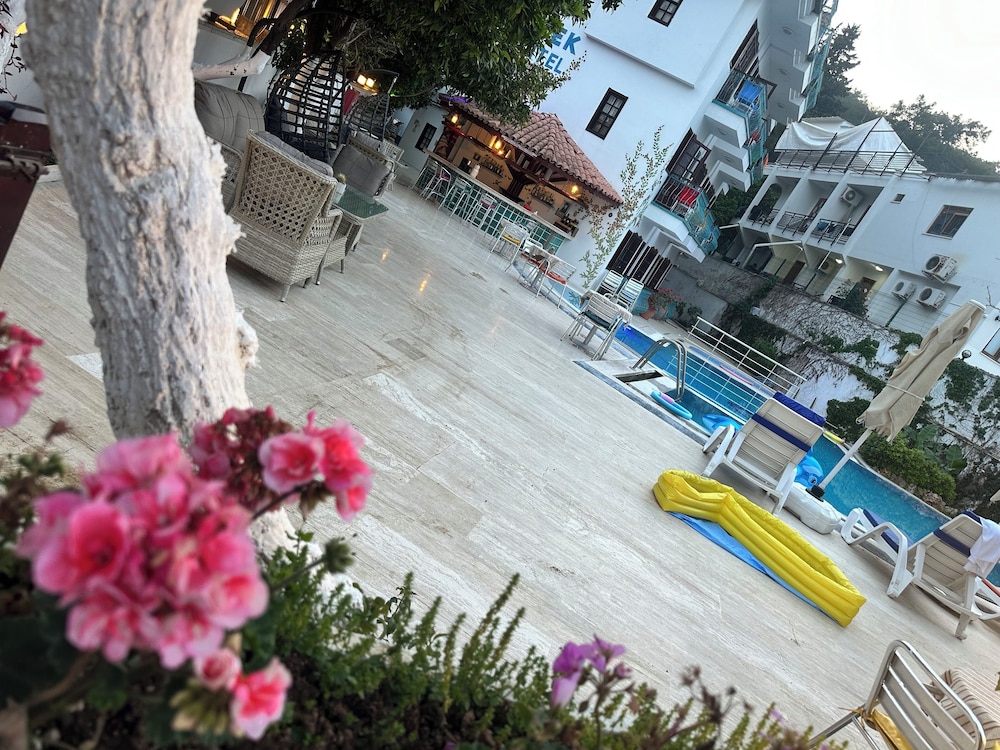 La Boutique Ipek - Image 17