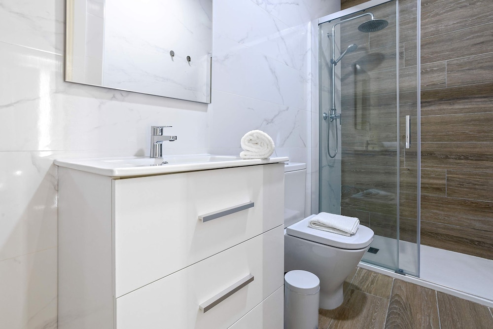 Elegant Apartment in C diz Patrocinio V