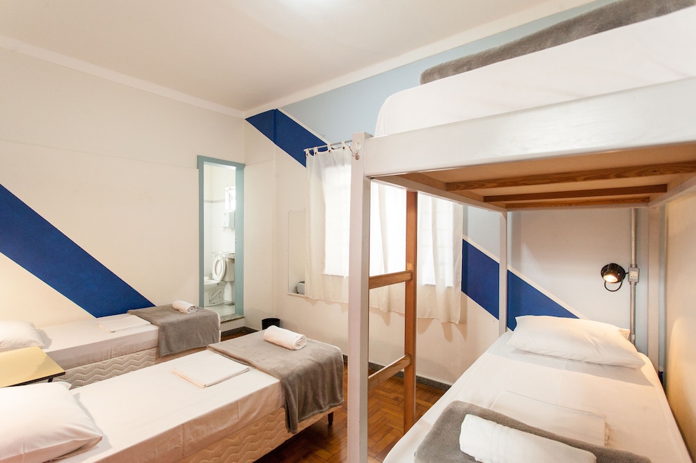Trem Azul Hostel