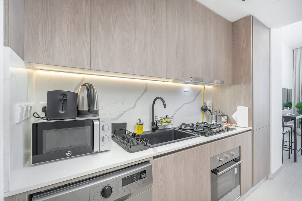 Charismatic Studio in Laya Heights Perfect for 2