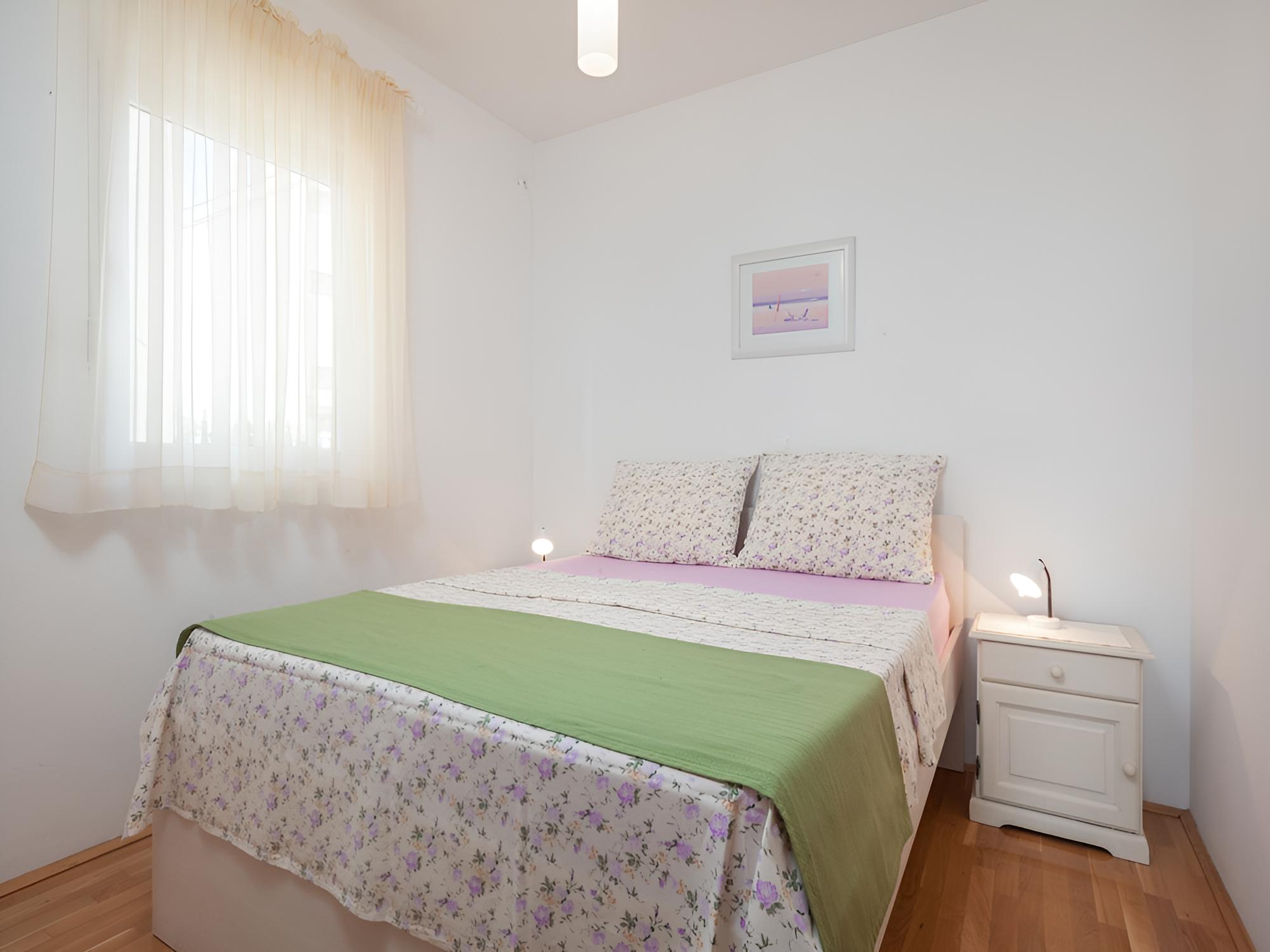 Green - Cosy & Close to the sea - A1 view 3