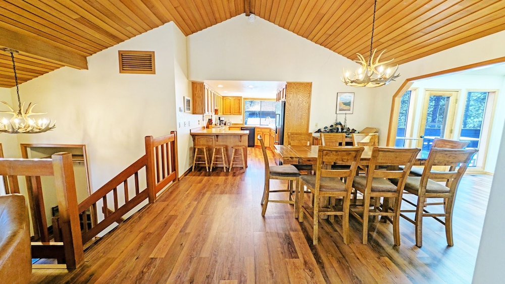 Alpine 4 4 Bedroom Home