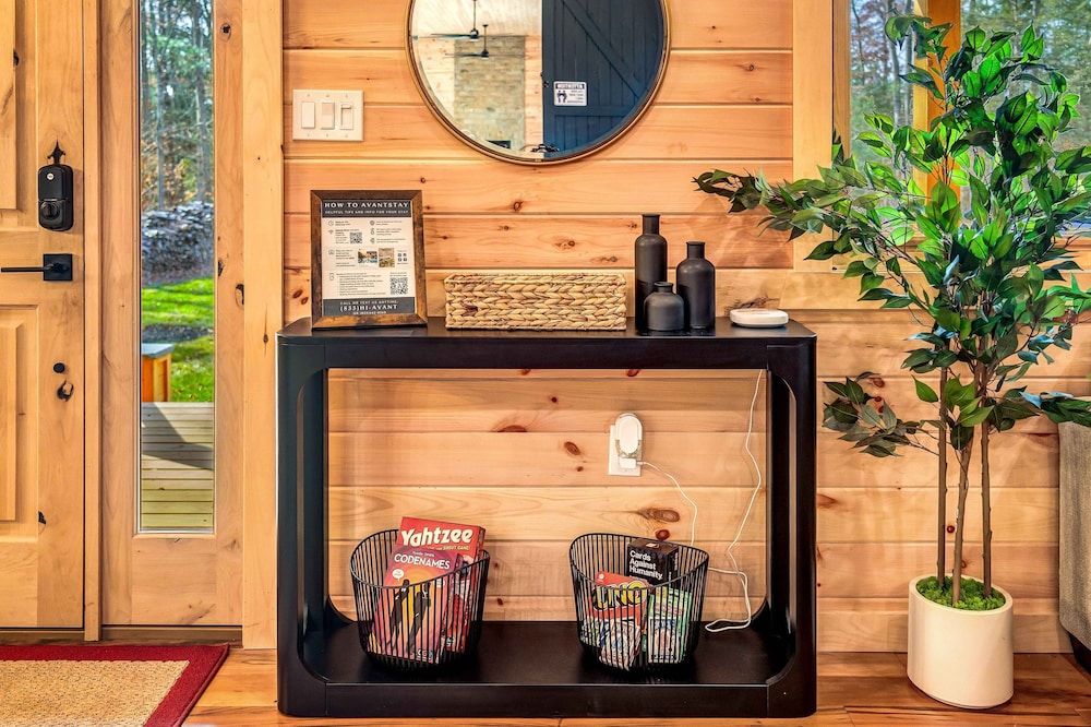 Grand Timber by Avantstay Indoor Pool Sauna Sports Court Game Room More