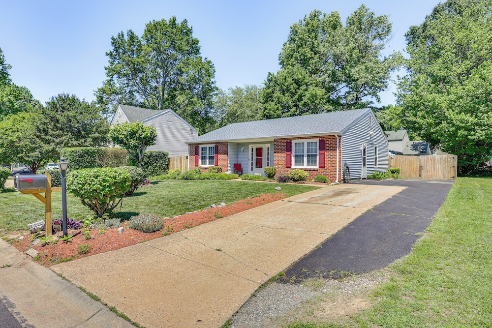 5 Mi to Dtwn: Family-friendly Home in Richmond!
