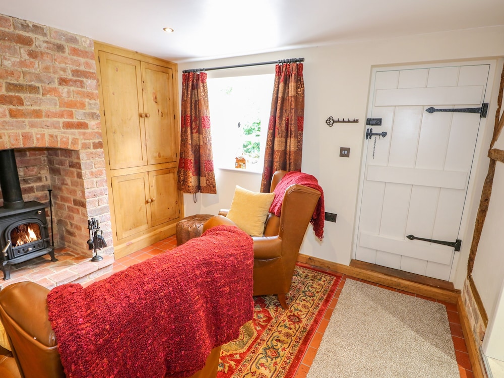 Lizzies Cottage view 4