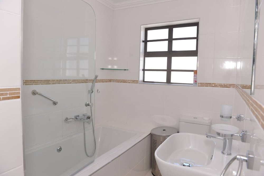 Pelican Cove is a Modern 4-bedroom Holiday Home in Langebaan With Some Sea Views