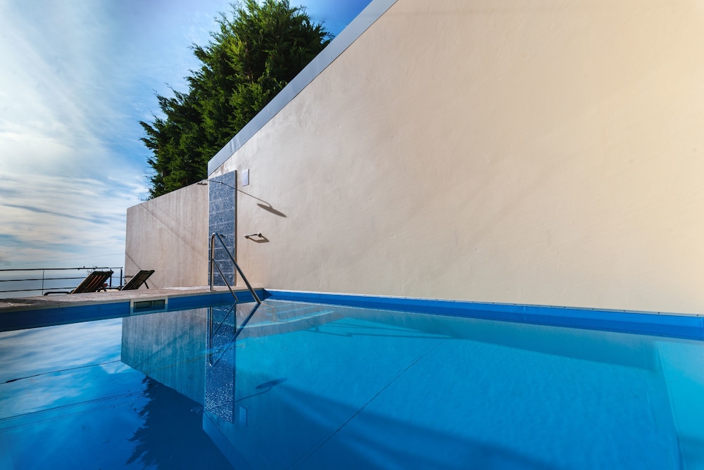 O Meu Sorriso Calheta Holiday Apartments