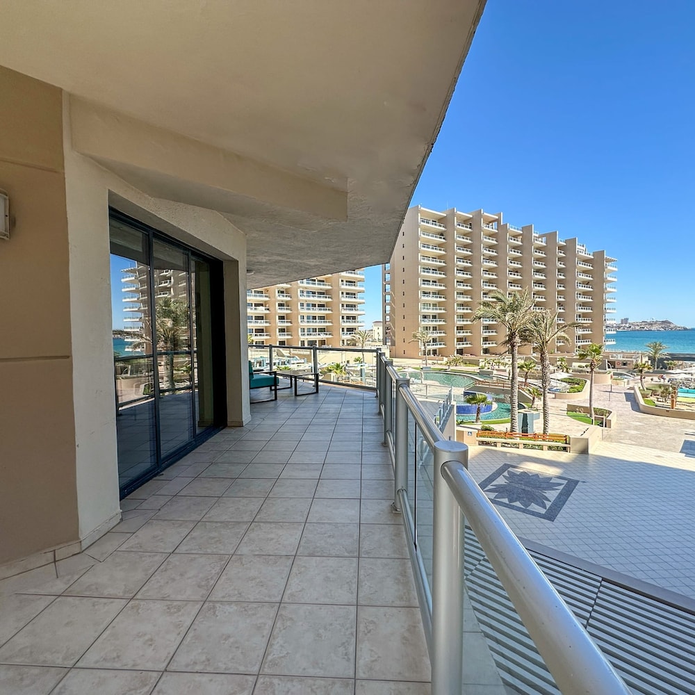 3BR Gem at Sandy Beach Area