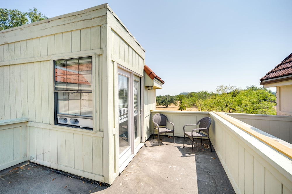 Centrally Located Horseshoe Bay Vacation Rental! - Property Image 10