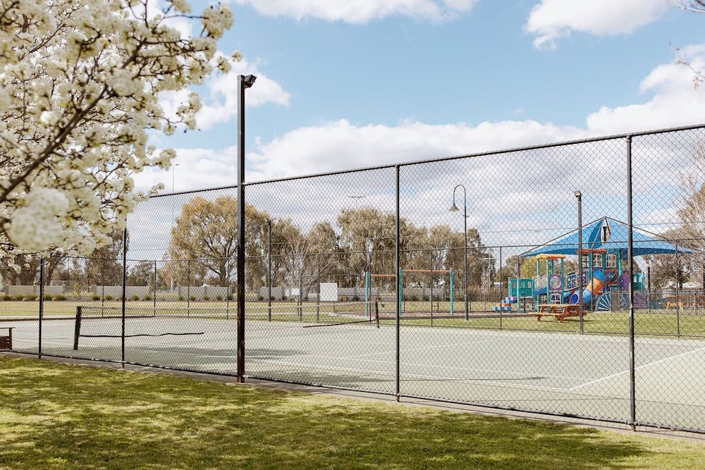 Tindarra Resort
