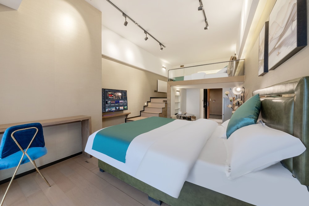 Xizhengjia Apartment Hotel (Guangzhou Financial City Keyun Road subway station store)