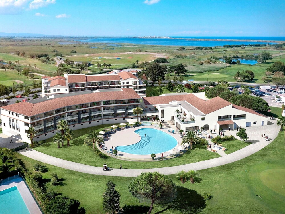 Apartment on Residence Horizon Golf in St. Cyprien en Saint-Cyprien