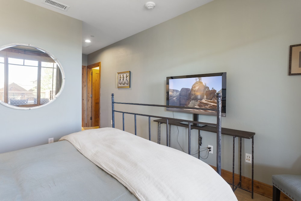 Shooting Star Lodge at Deer Valley Resort - Three Bedroom Residence #101 3 Condo