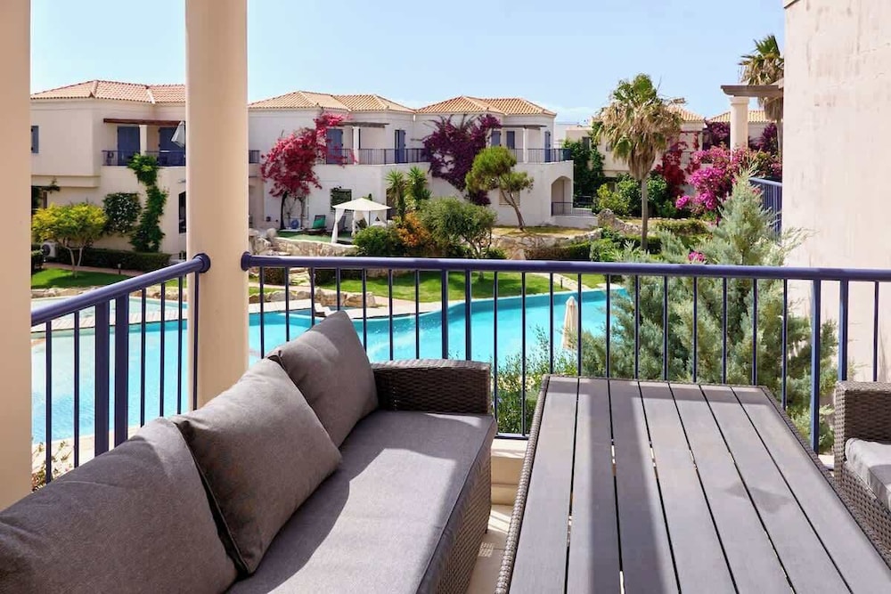 Cassiopeia 5 BR Villa on beach with pool