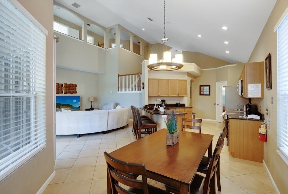 Luxury 6-bed South Facing Pool Homes In A Resort 6 Bedroom Villa by Redawning - Image 5