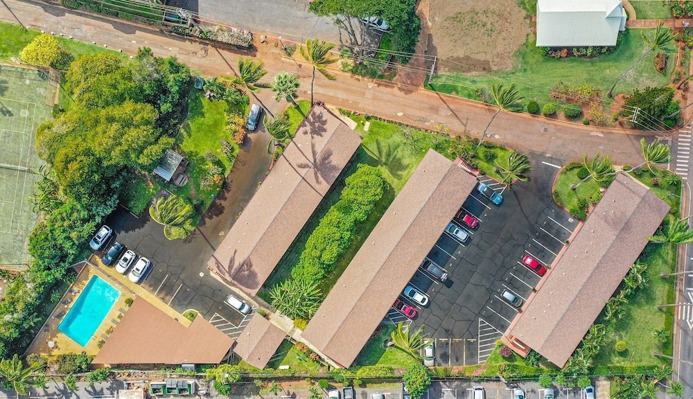 Honokowai Palms #a-7 1 Bedroom Condo by RedAwning