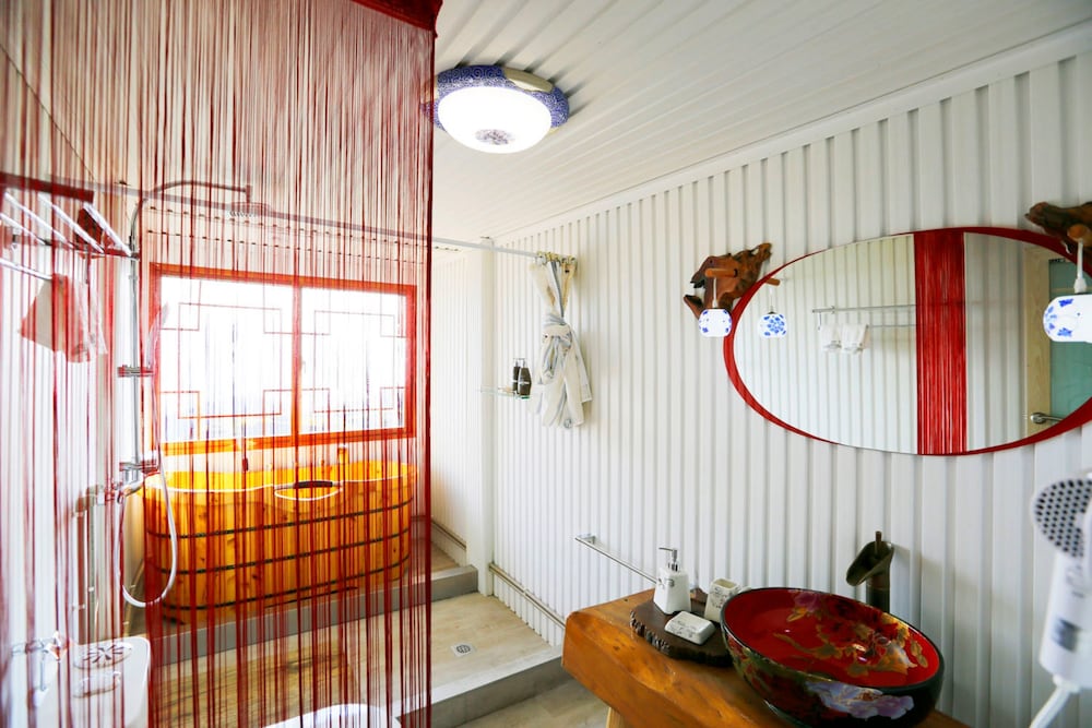 Longji One Art Inn