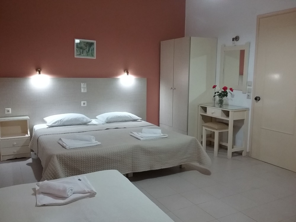 Ilona Apartments