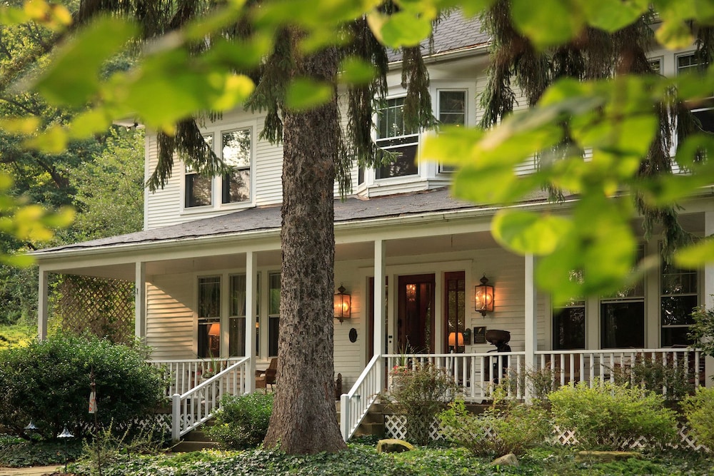 The White Oak Inn