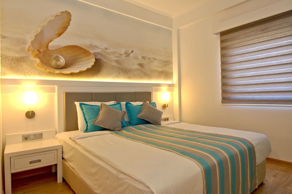 TUI BLUE Tropical
