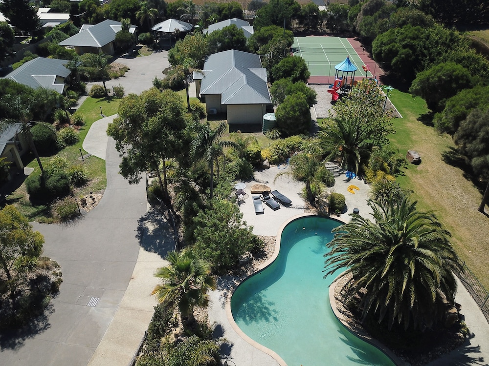 Island Cove Villas