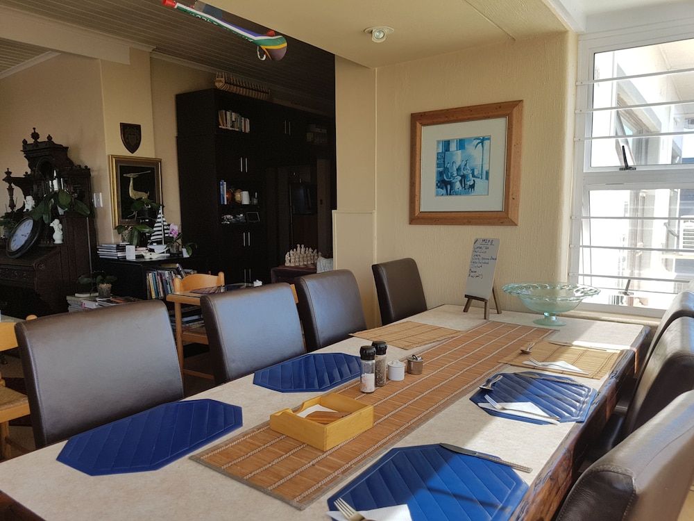 Melkbosch Guesthouse