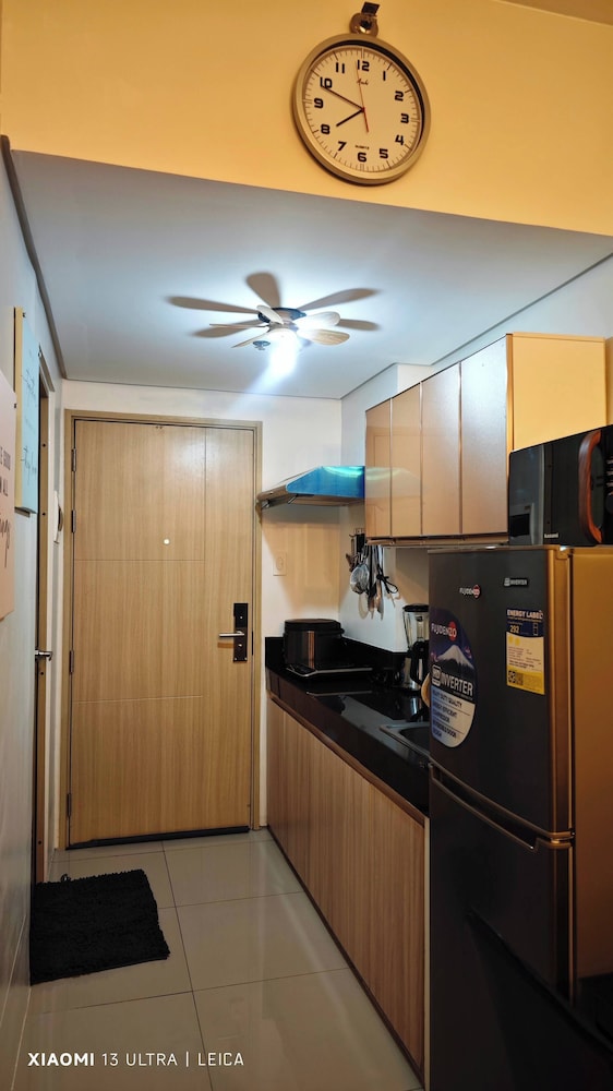 Luxurious and Cozy Condo in Quezon City With City View