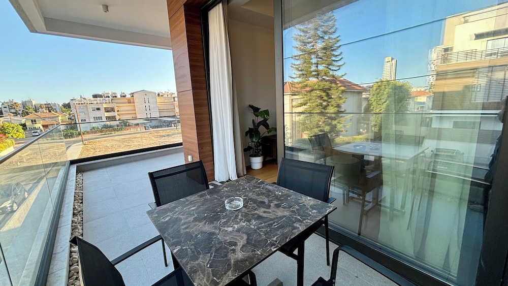 Limassol Vacations - Oxford House Apt by TrulyCyprus - Property Image 10