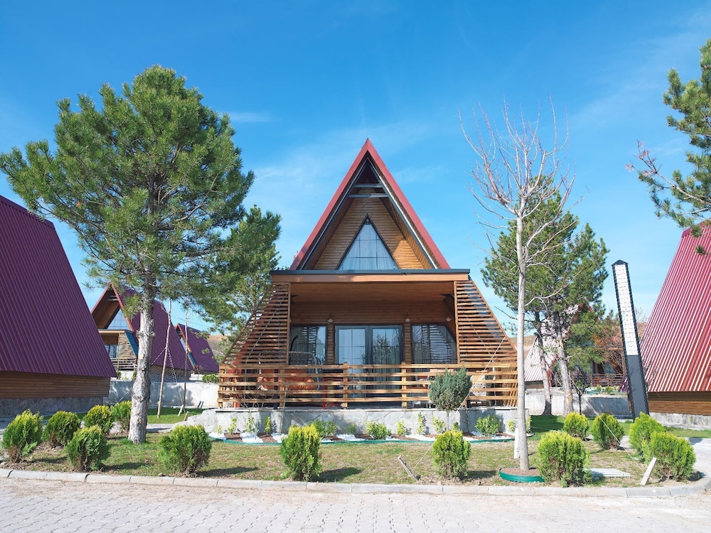 SIVAS CAMLICA TERMAL BUNGALOW view 3