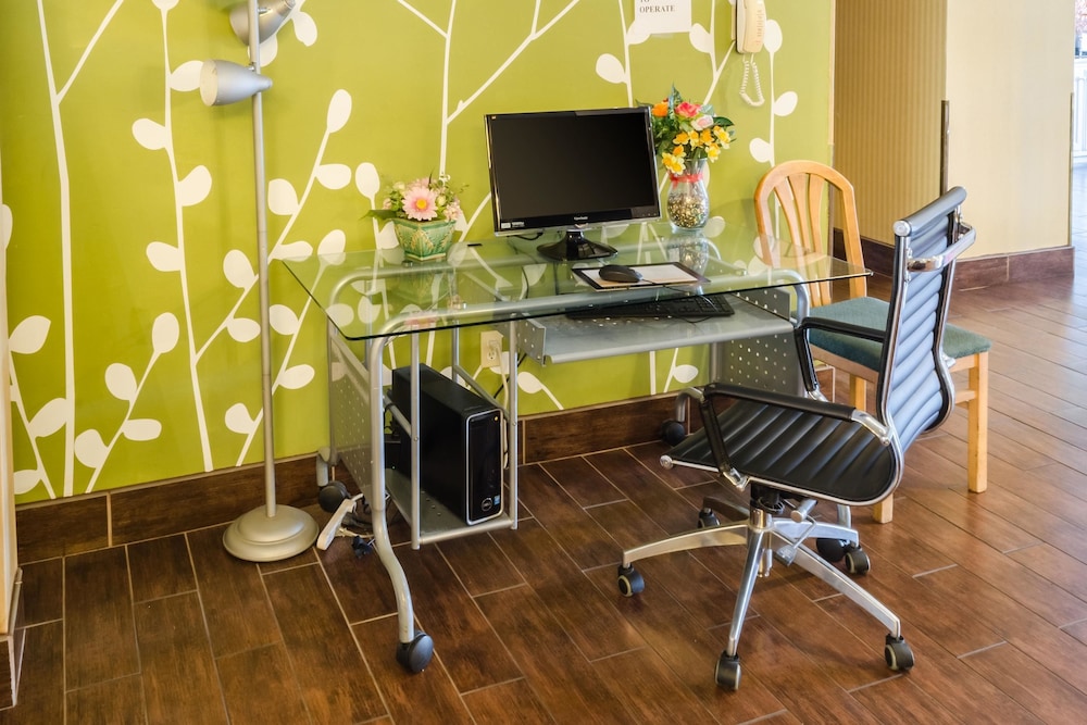 Meridian Vacations - Quality Inn Meridian - Property Image 3