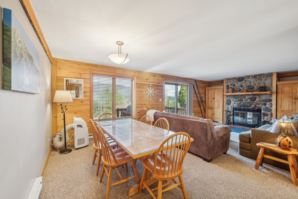 Echo 7 Building D - Retreat With Mountain Views 2 Bedroom Townhouse by The Summit at Gore Mountain