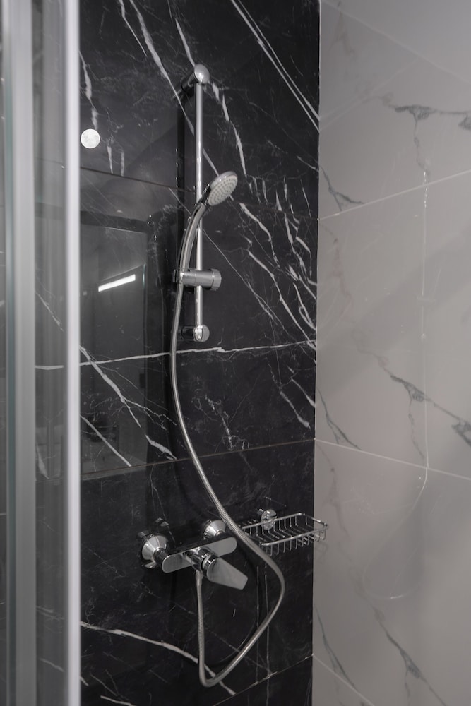 Upscale Apartment in Chalandri with Large Terrace photo 4