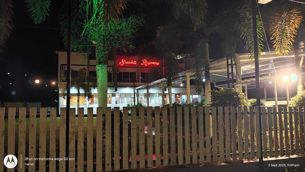 Hotel Srushti Regency