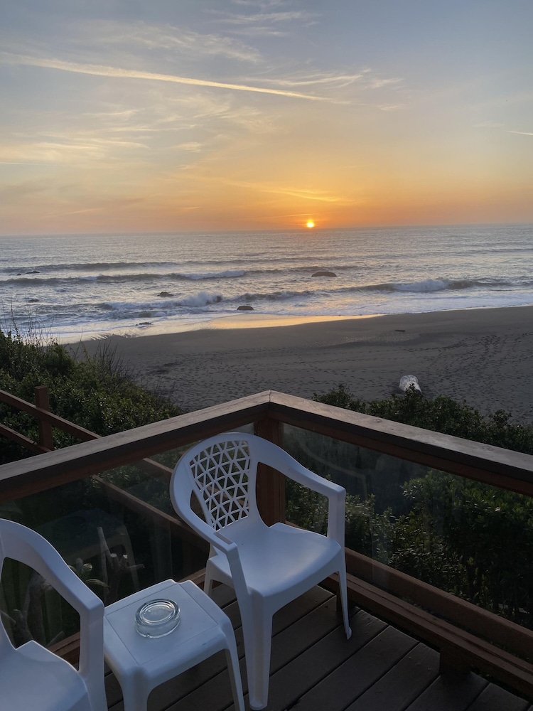 Oceanfront Cabin 4 With Jacuzzi Stunning Views
