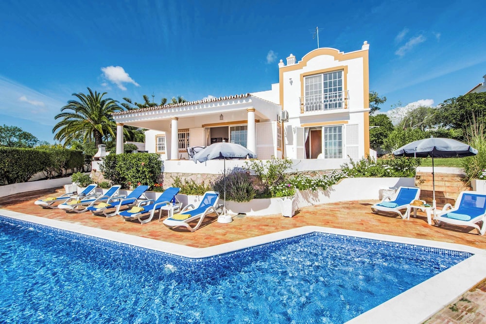 Villa Buganvilia