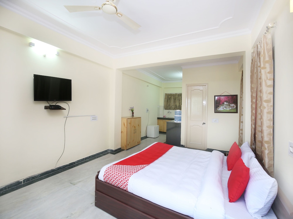 OYO 14084 Home Hill View Studio Barog - Property Image 16