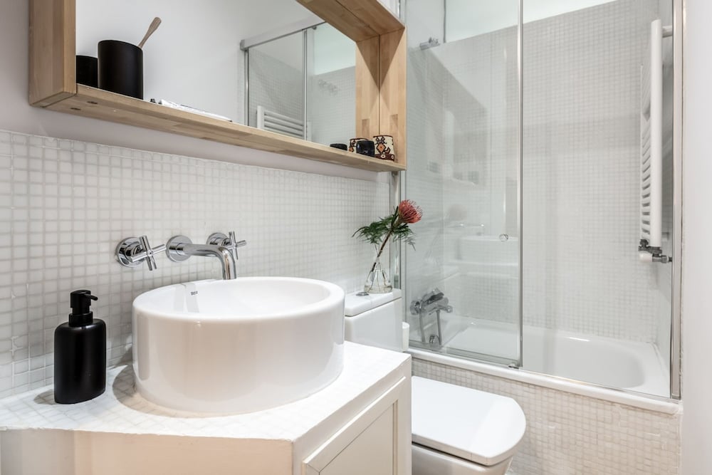 Budu - 2 Bedrooms and Terrace in Trafalgar