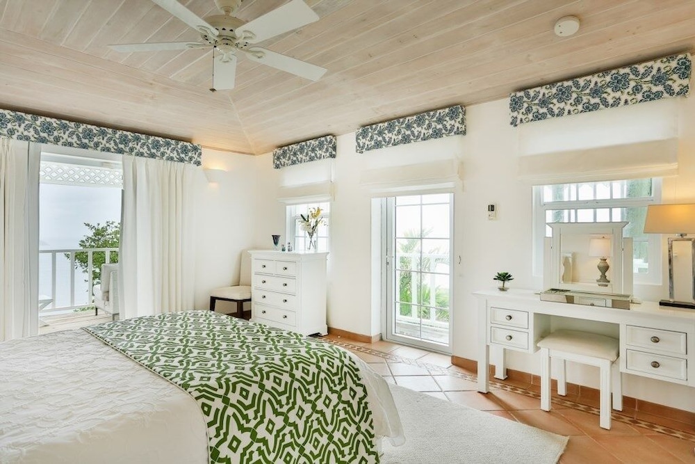Beautiful cliffside 3 bedroom villa - Saline Reef 3 Villa by RedAwning view 4