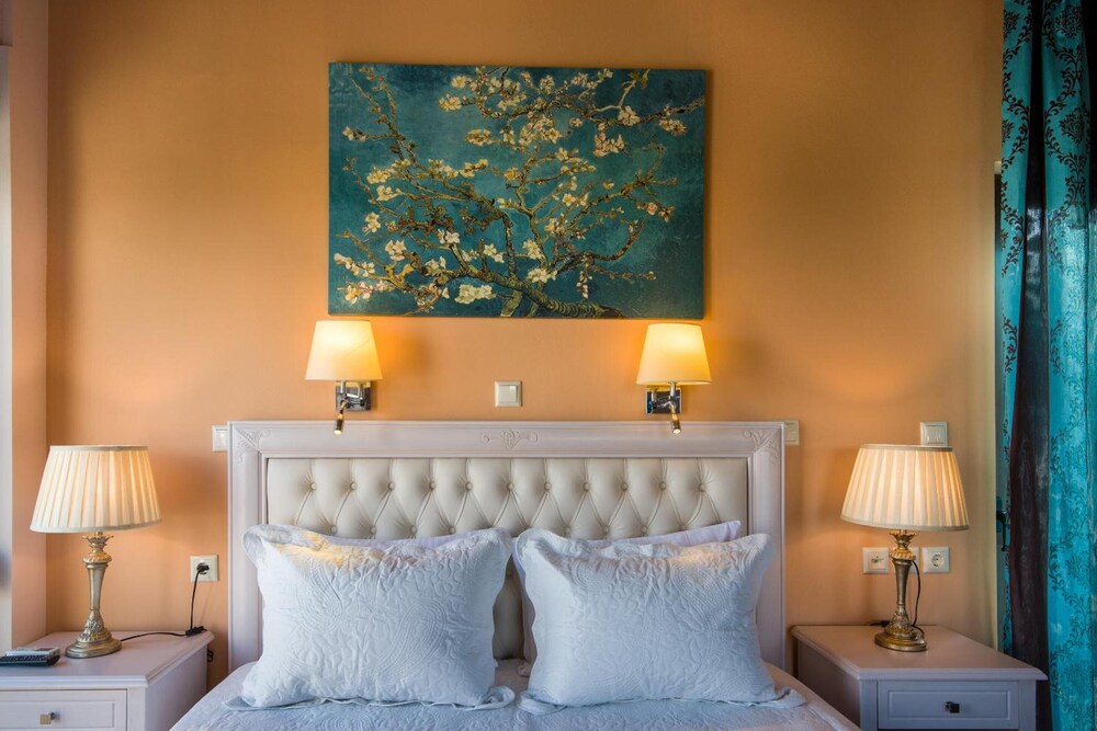 Casa Leone Suites