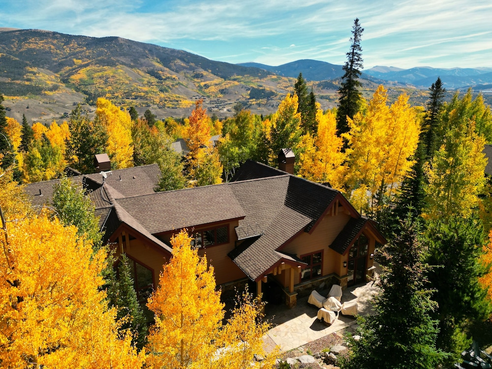 Peakside Escape 178 3 Bedroom Home