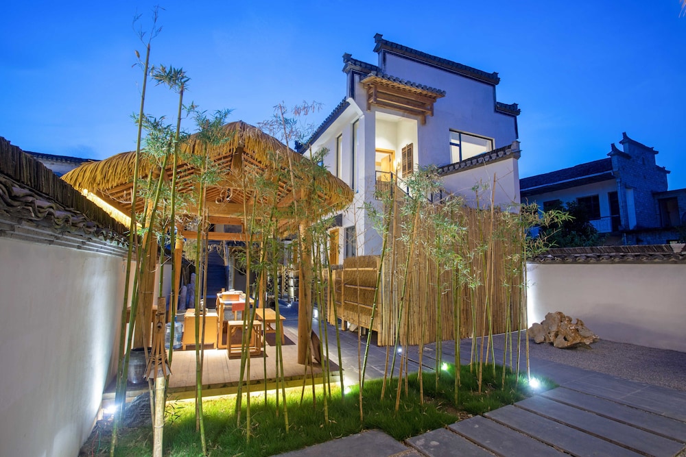 Photo 57