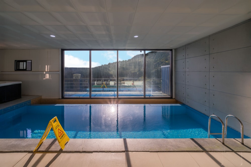 Yangpyeong Seulburg Private Poolvilla