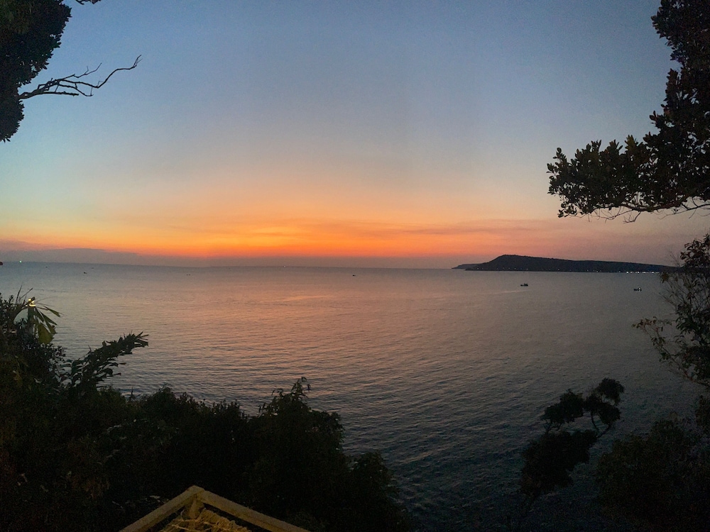 The Cliff Hostel