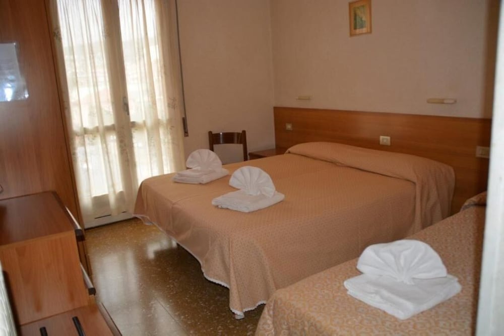 Albergo Regina Mundi