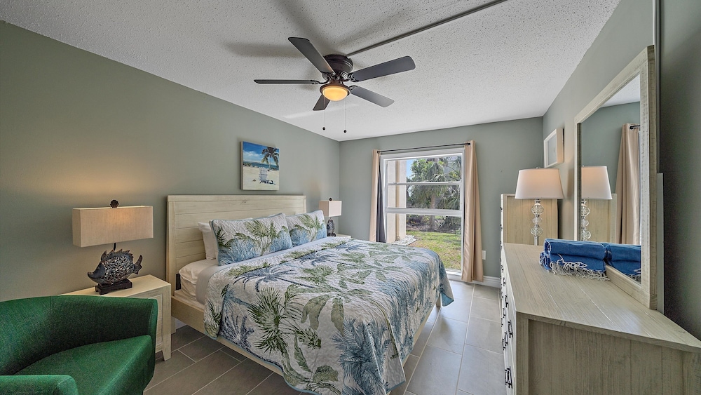 Beach Haven 2 Bedroom Condo