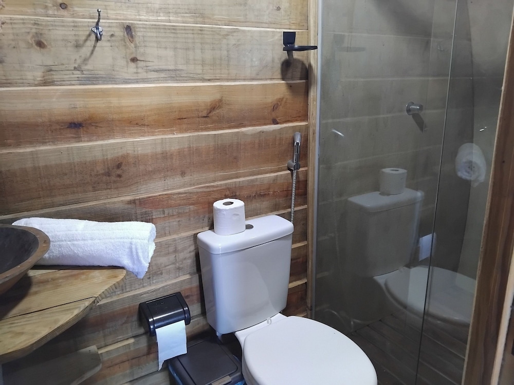 Beachfront Cabins in Bahia – OTX